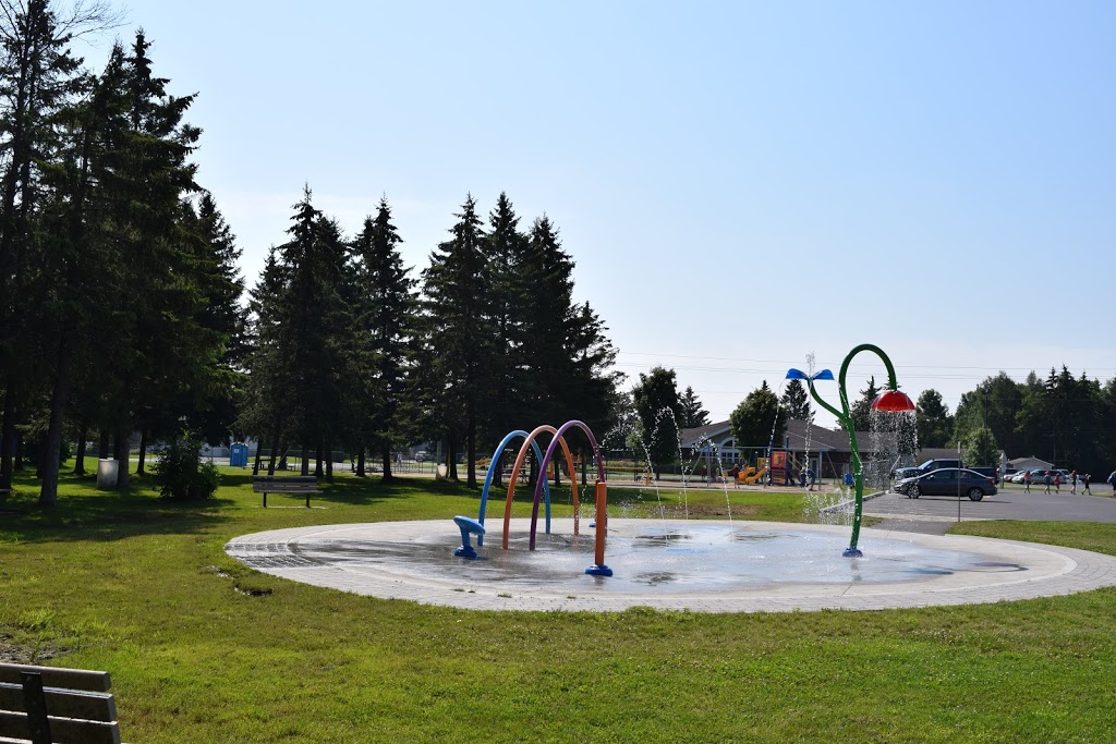 Parc Yahoo Park | 2 Marcel St, Embrun, ON K0A 1W0, Canada | Phone: (613) 443-3066