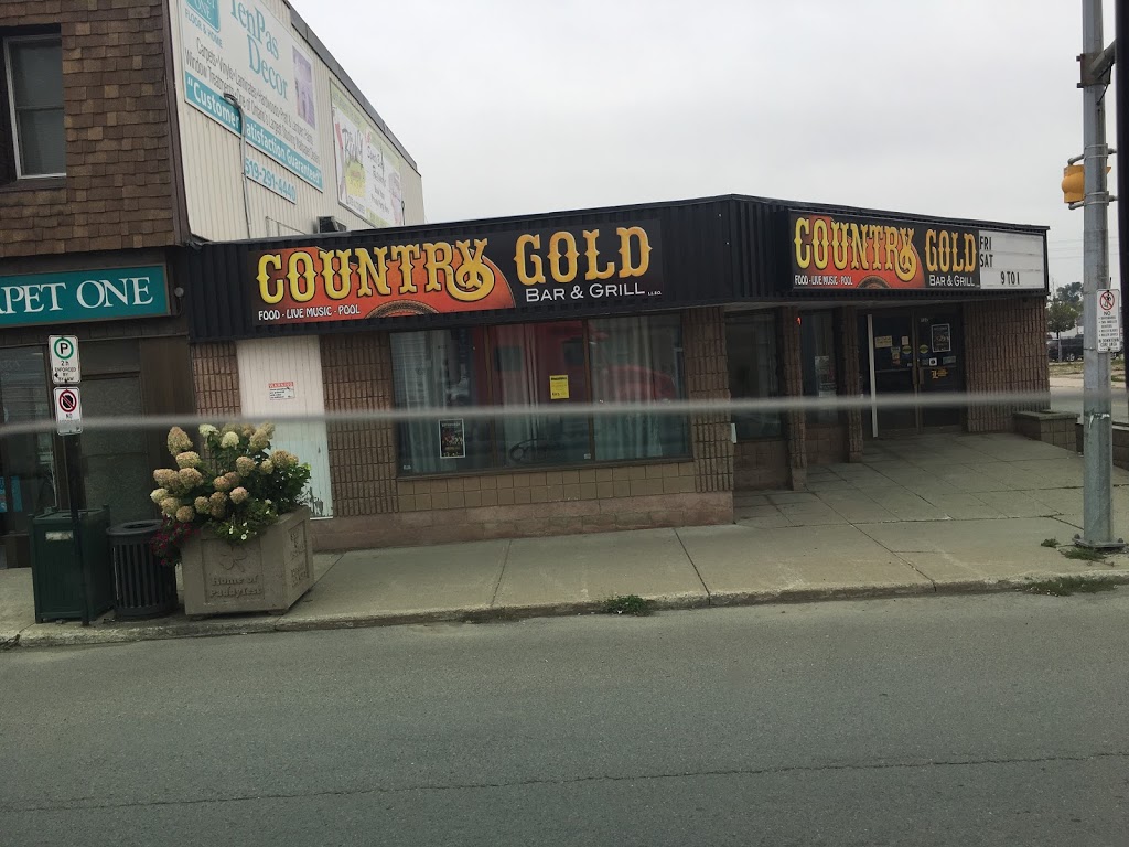 Hardwood Haven Bed & Breakfast | 555 Main St W, Listowel, ON N4W 1A9, Canada | Phone: (519) 418-0555