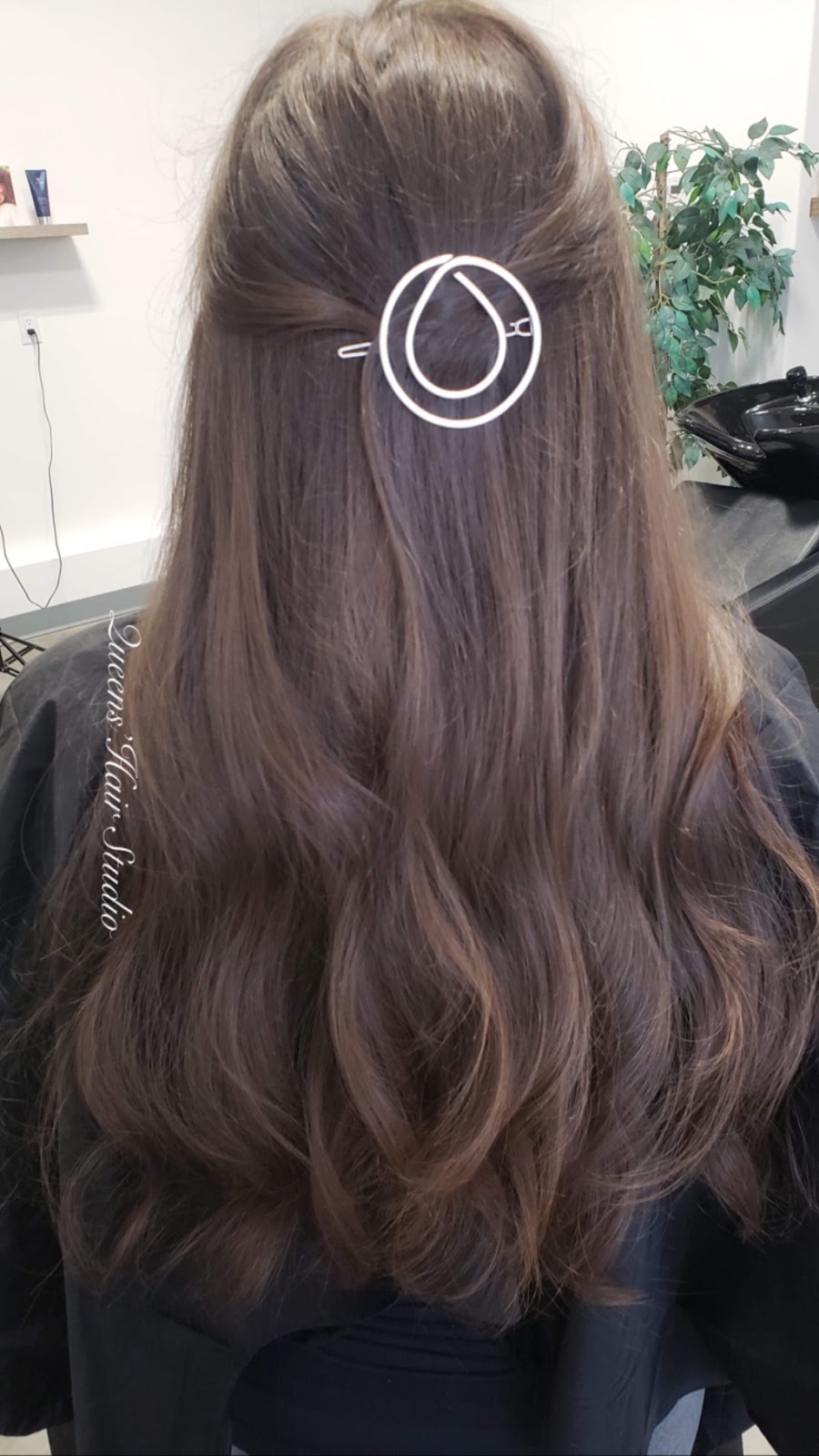 Queens Hair Studio | 4665 Hames Crescent, Regina, SK S4W 0B4, Canada | Phone: (306) 737-8490