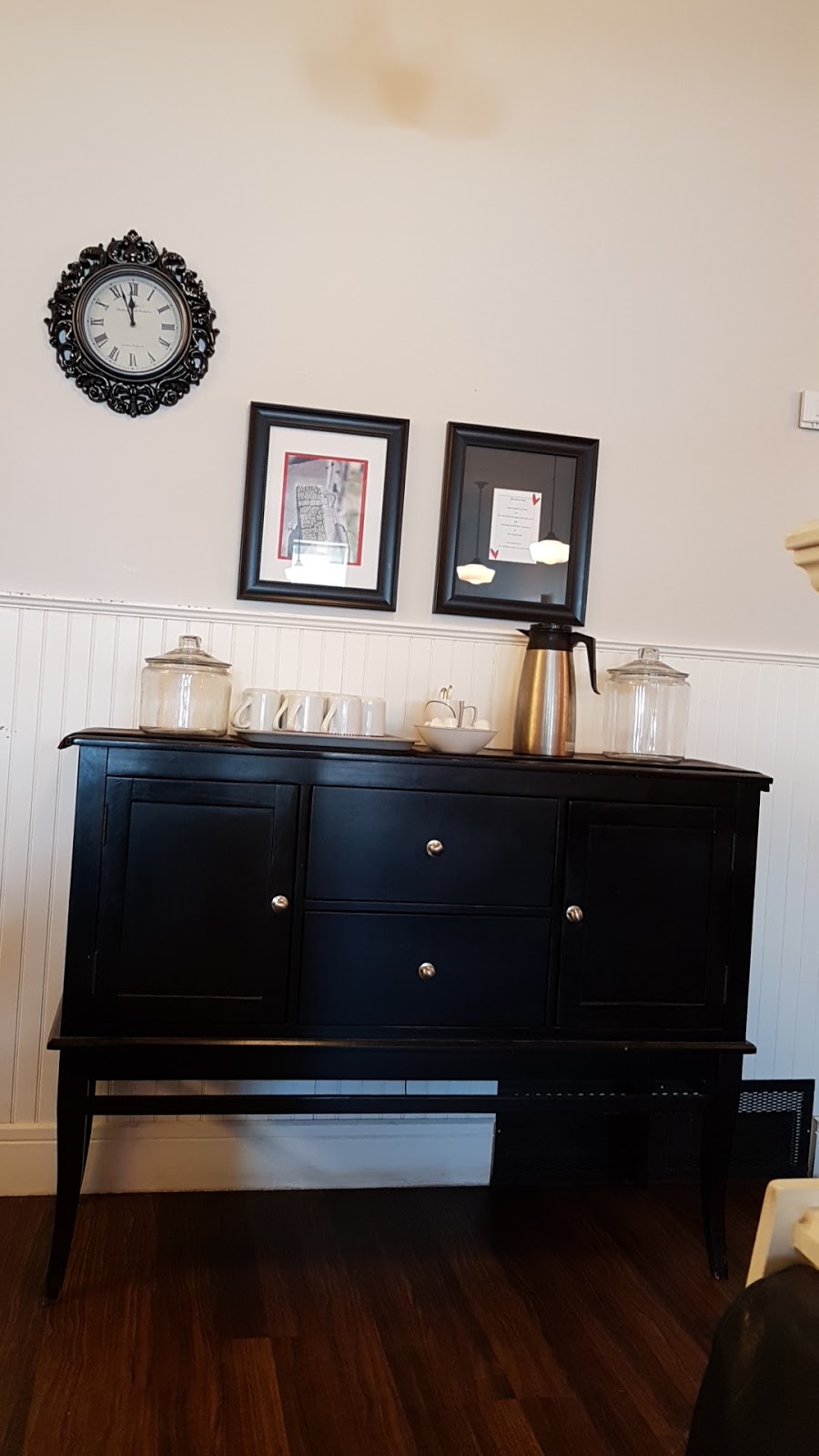 Bent Nail Cafe | 411 Main St, Mossbank, SK S0H 3G0, Canada | Phone: (306) 354-7737