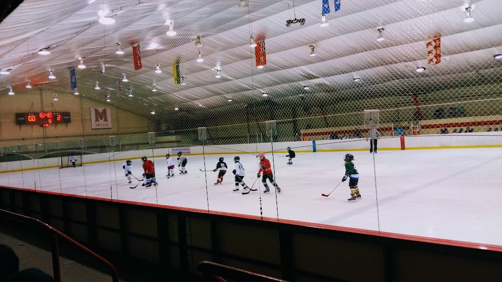 Aréna Macdonald (McGill) | Rue Maple, Sainte-Anne-de-Bellevue, QC H9X 3L9, Canada | Phone: (514) 398-7790