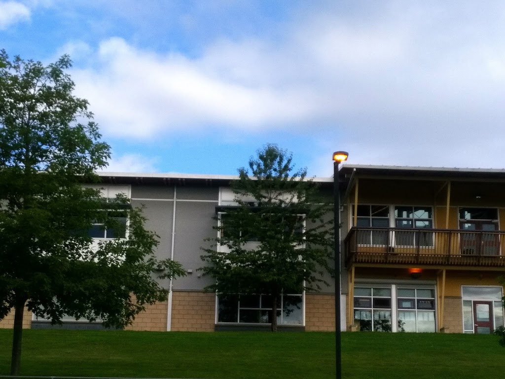 John Stubbs Memorial Elementary | 301 Zealous Crescent, Victoria, BC V9C 1H6, Canada | Phone: (250) 478-5571