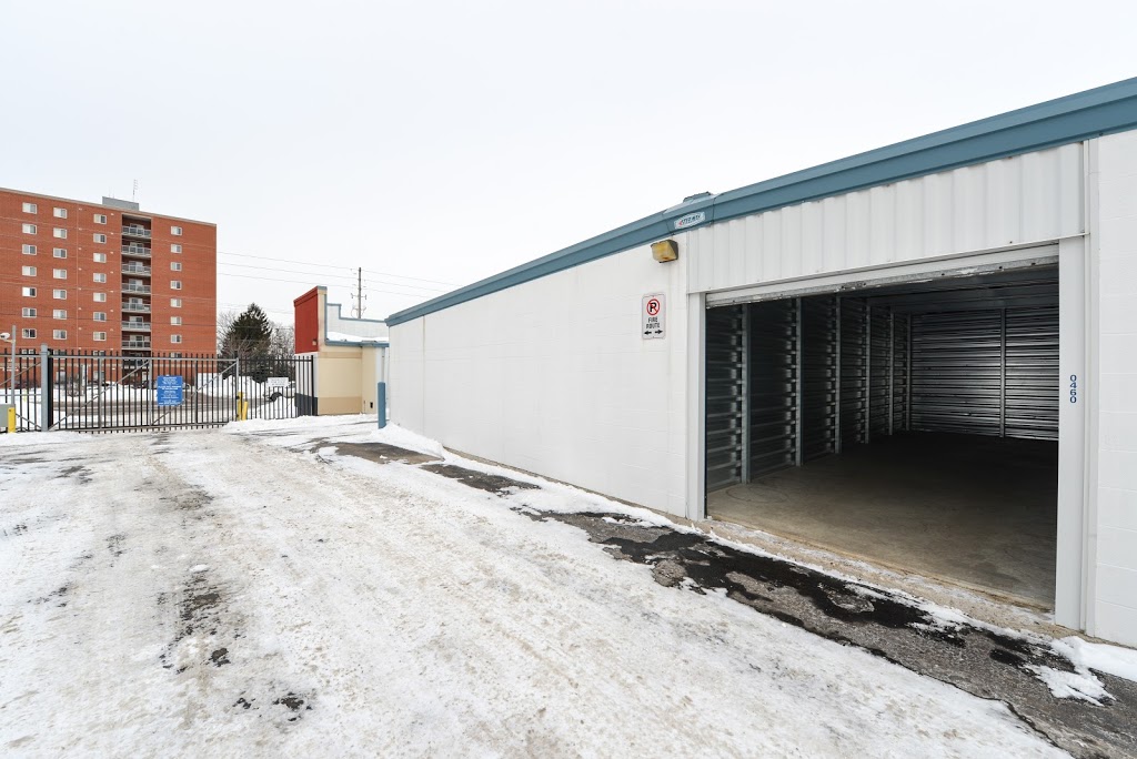 StorageMart | 328 Commissioners Rd W, London, ON N6J 1Y3, Canada | Phone: (519) 474-1242