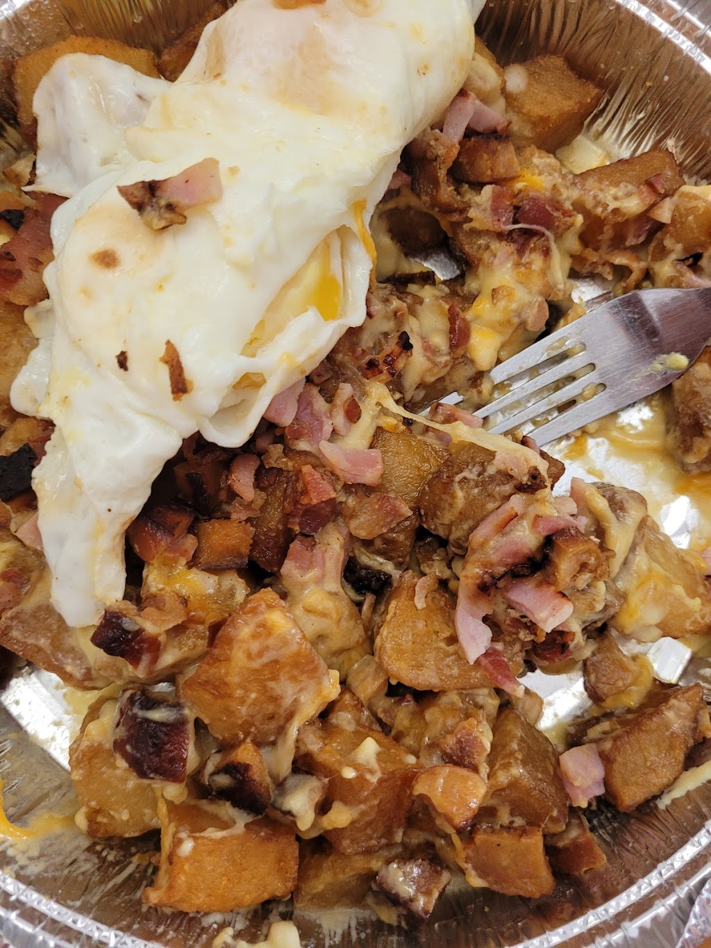 Eggspress Lachute | 425 Av. Béthany, Lachute, QC J8H 4H3, Canada | Phone: (450) 409-0729