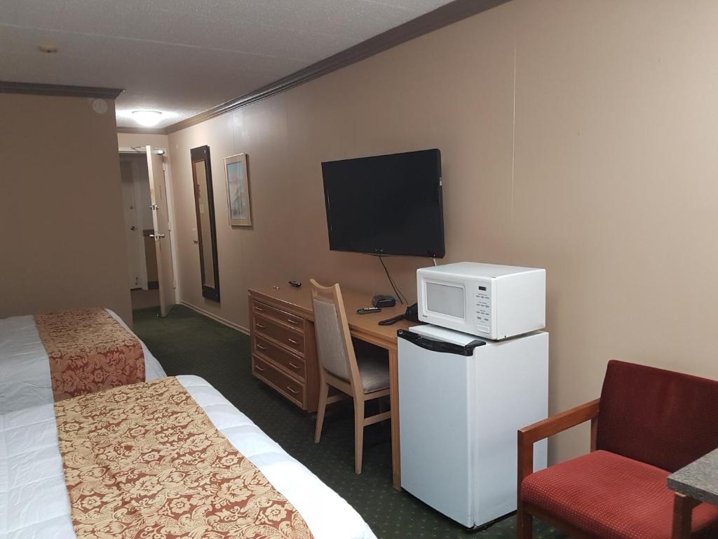 OWEN SOUND INN | 485 9th Ave E, Owen Sound, ON N4K 3E2, Canada | Phone: (519) 371-3011