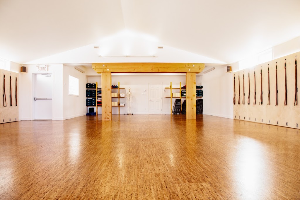 DuroDesign | 4999 Rue Louis-B.-Mayer, Laval, QC H7P 0G1, Canada | Phone: (450) 978-3403