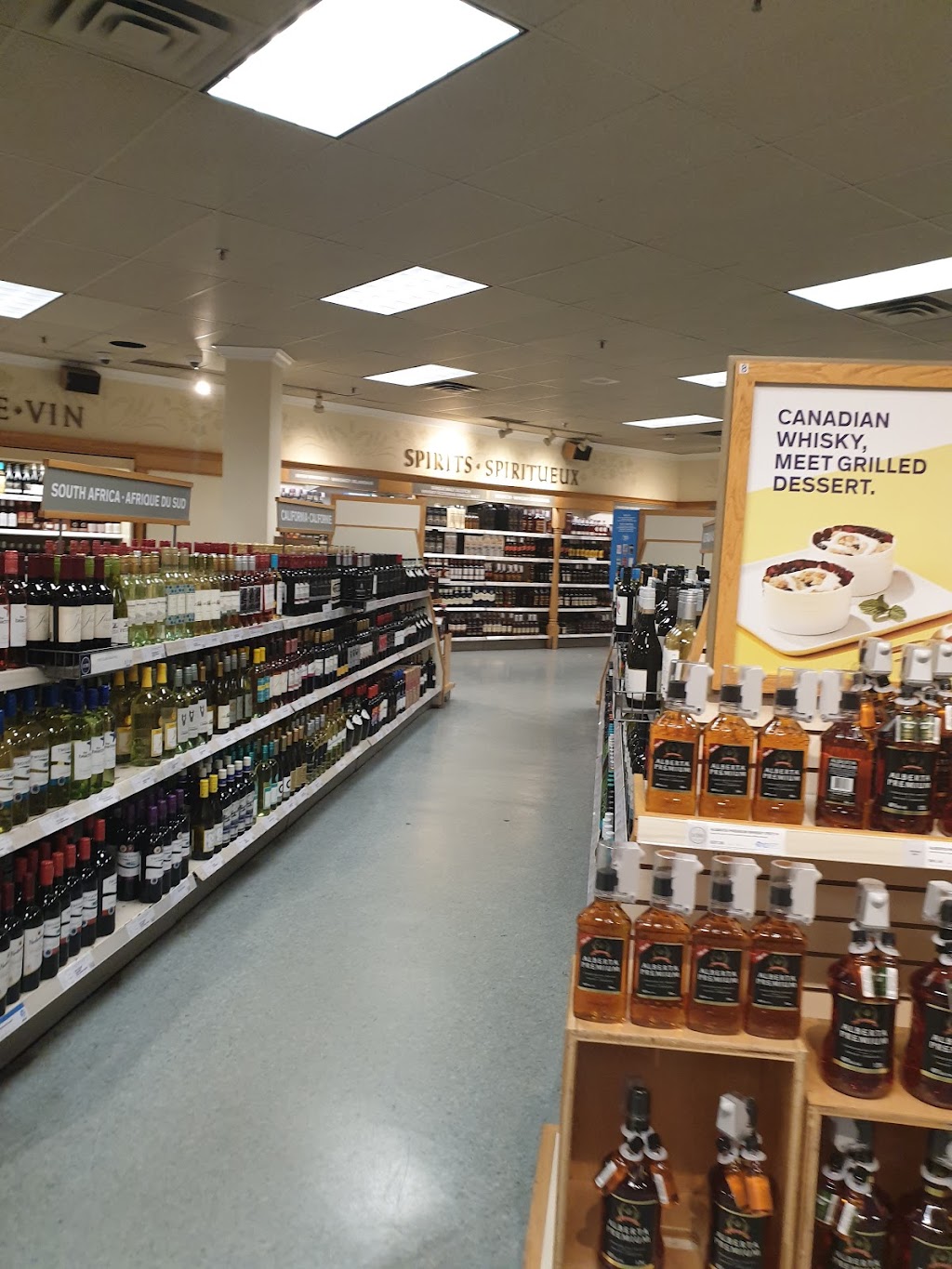 LCBO | Albion Mall, 1530 Albion Rd, Etobicoke, ON M9V 1B4, Canada | Phone: (416) 740-1857
