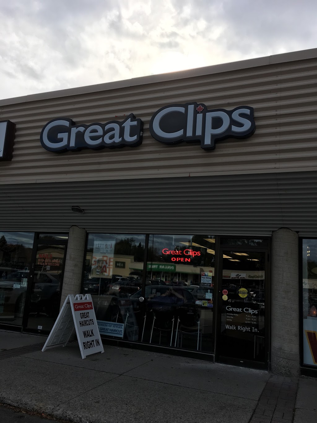 Great Clips | 328 Speedvale Ave E, Guelph, ON N1E 1N5, Canada | Phone: (519) 265-3456