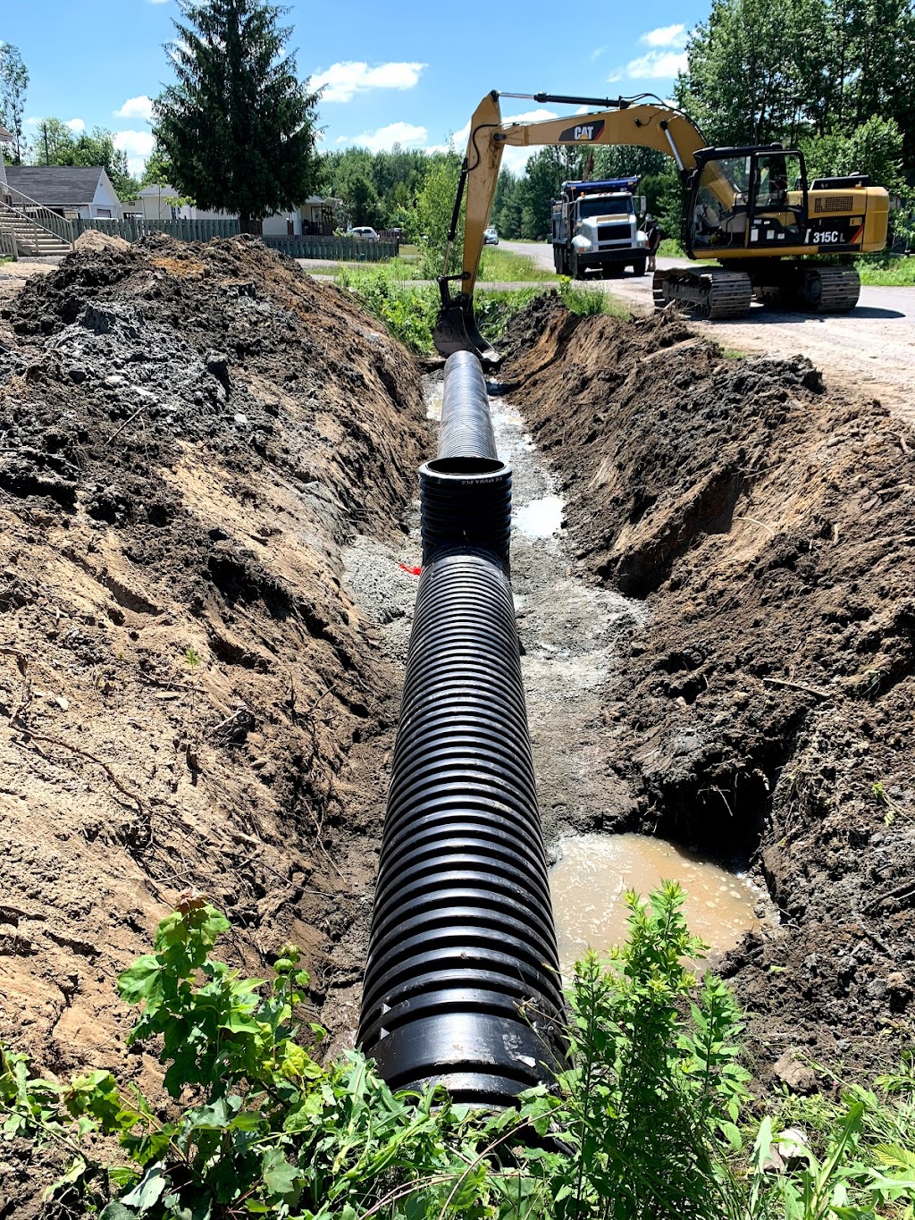 Excavation, Démolition et Transport Ouellet et filles | 1752 Rue Daniel, Saint-Lin - Laurentides, QC J5M 1G7, Canada | Phone: (450) 516-0215