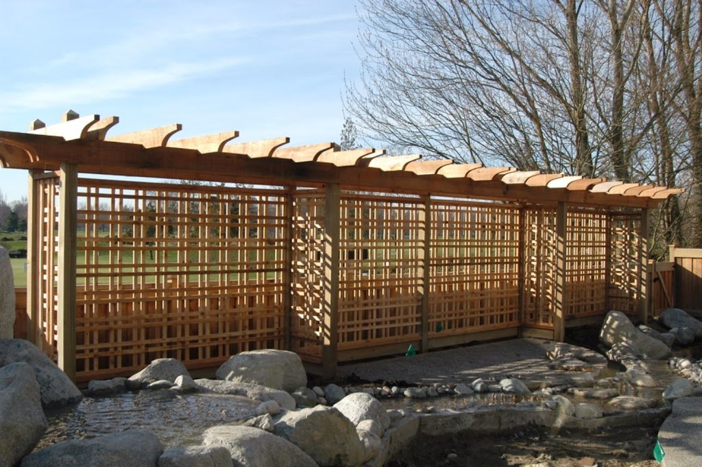 Finyl Fencing & Railings Ltd | 4942 56 St, Delta, BC V4K 3C5, Canada | Phone: (604) 946-7815