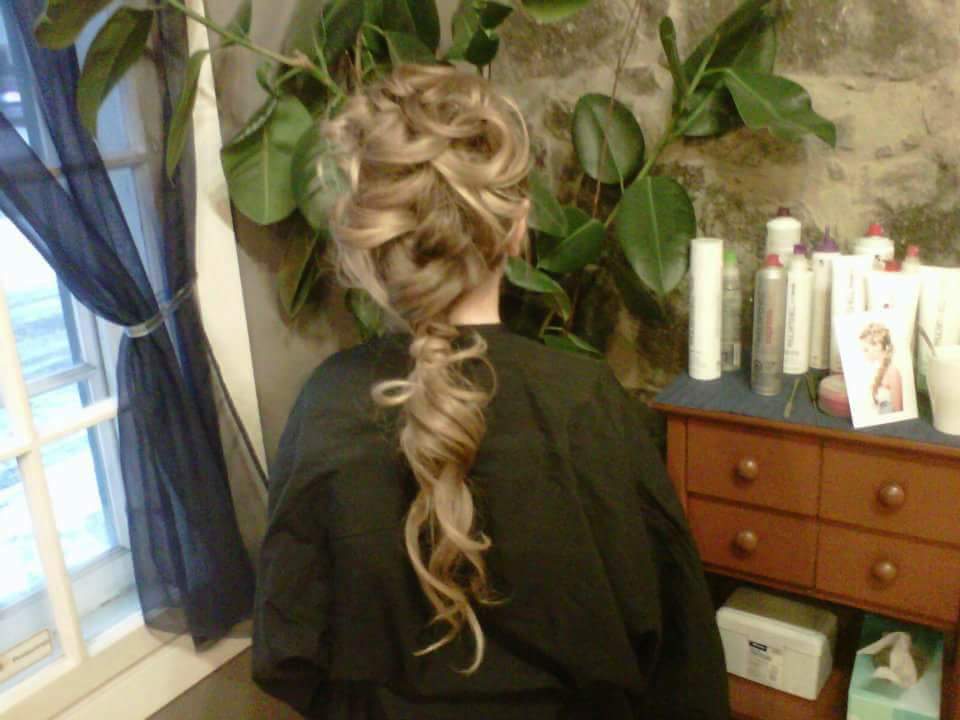 Salon De Coiffure Manon | 5601 Rue Rodrigue, Terrebonne, QC J7M 2C1, Canada | Phone: (450) 478-1557