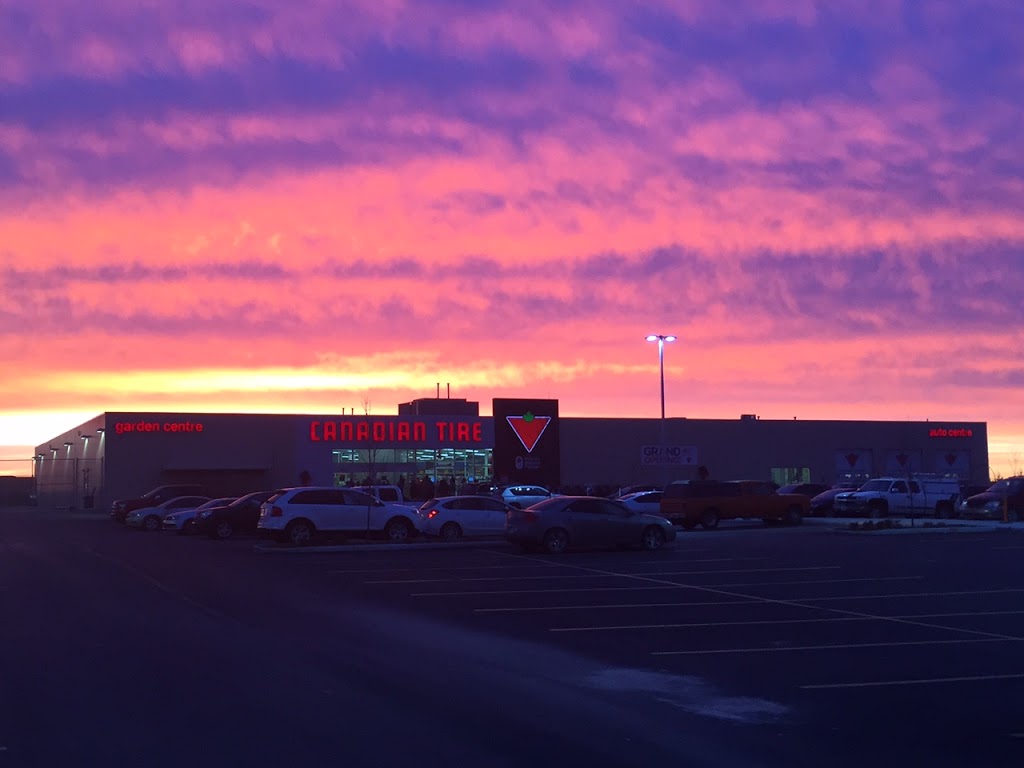 Canadian Tire | 1204 5 St SE, High River, AB T1V 0J2, Canada | Phone: (403) 652-2264