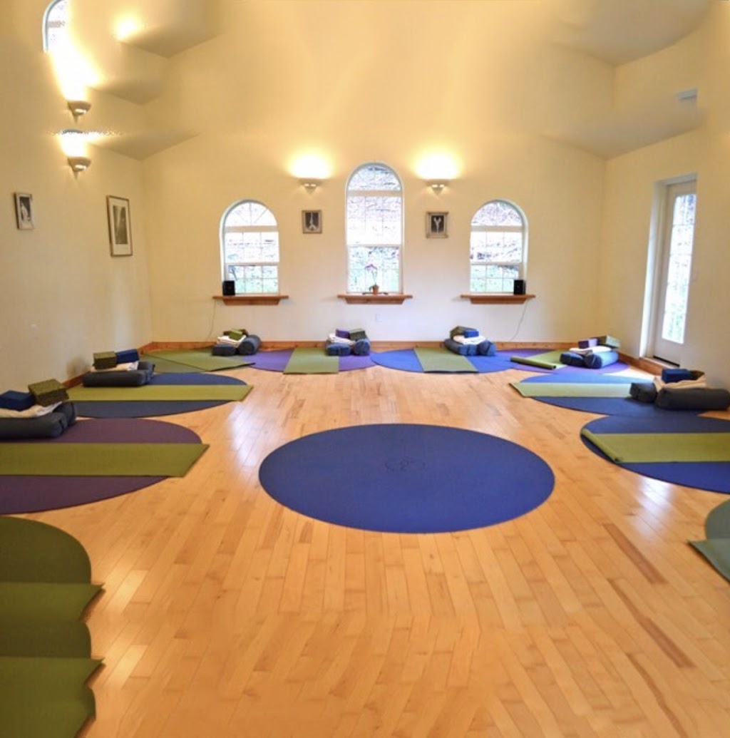 Madrona Yoga | 101 Goodman Rd Suite 1, Point Roberts, WA 98281, USA | Phone: (360) 945-5536