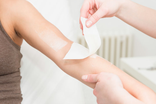 Silk Waxing Salon | 371 Rue Claude-Léveillée, Vaudreuil-Dorion, QC J7V 0Y7, Canada | Phone: (514) 663-8111