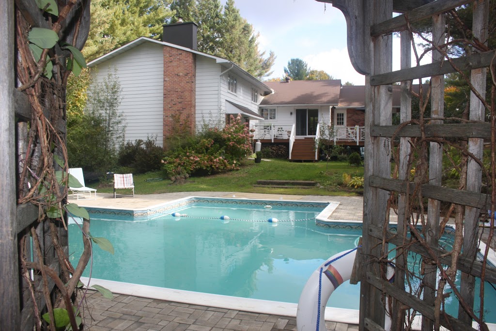 Andante Gîte Bed and Breakfast | 15 Rue Pontiac, Cantley, QC J8V 3B3, Canada | Phone: (819) 607-0996
