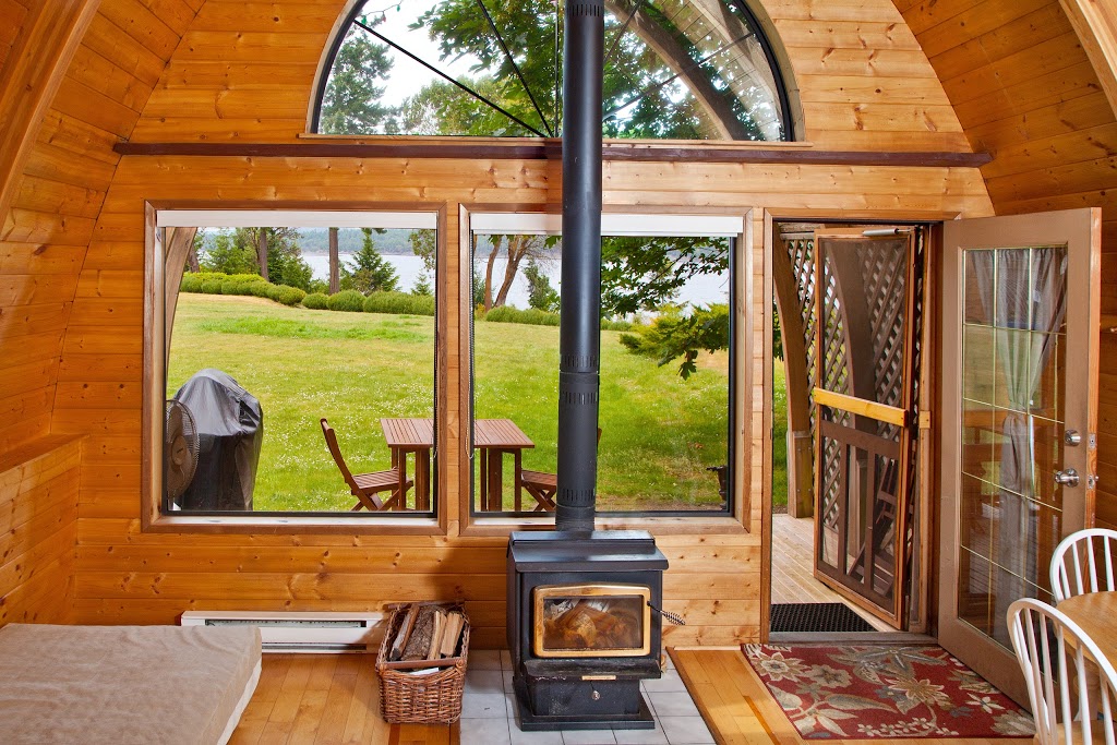 Mineral Springs Resort | 1460 N Beach Rd, Salt Spring Island, BC V8K 1J4, Canada | Phone: (250) 537-4111
