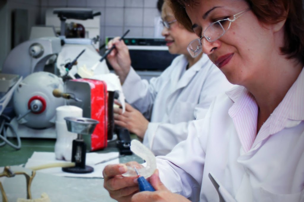 ProArt Dental Laboratory 855 Broadview Ave 408, Toronto, ON M4K 3Z1