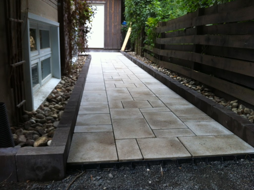 Luxury Contracting | 1704 Dunrobin Rd, Kanata, ON K2K 1X7, Canada | Phone: (613) 796-6898