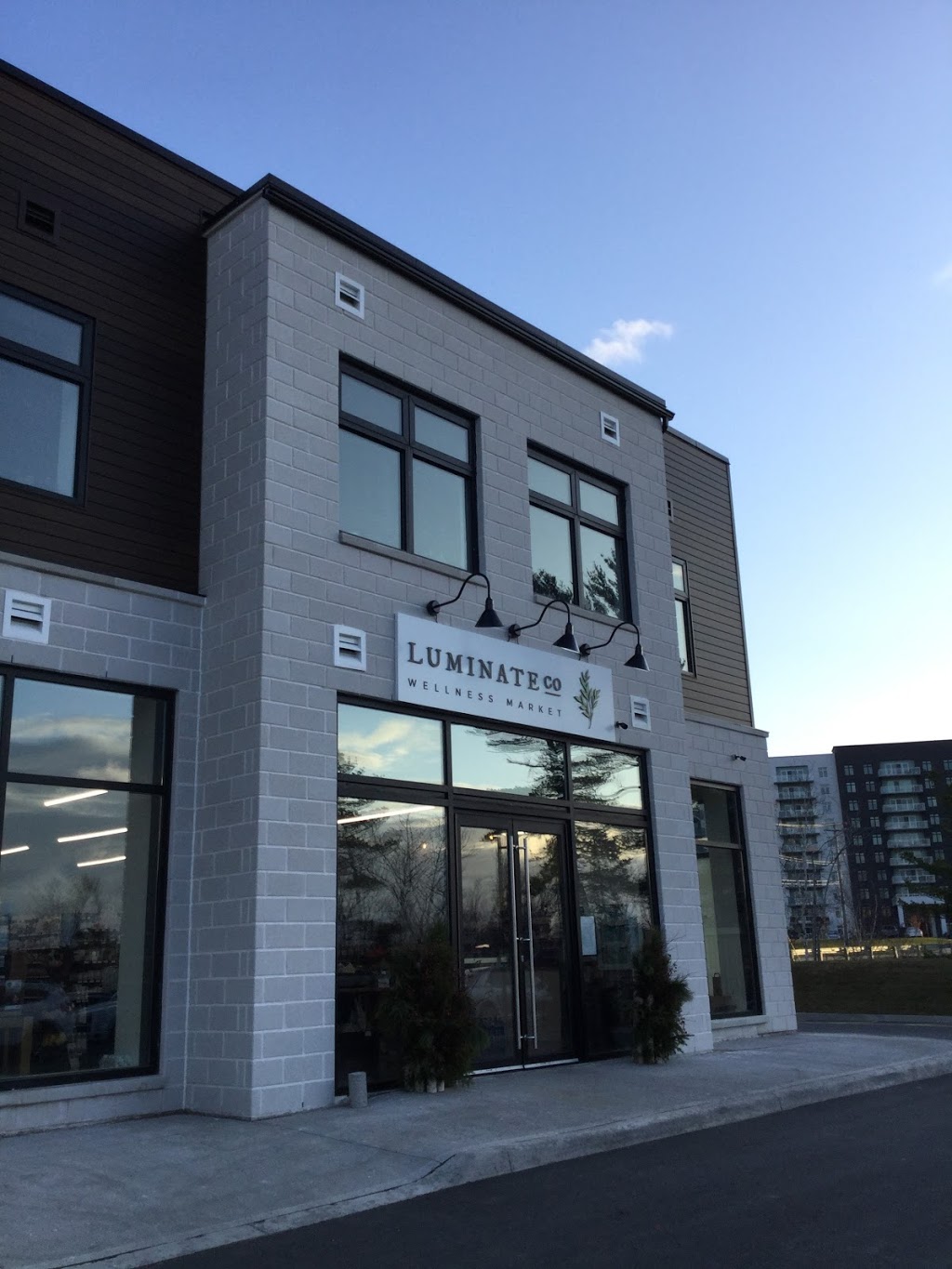 Luminate Co Wellness Market | 486 Starboard Dr, Bedford, NS B3M 0N6, Canada | Phone: (902) 835-9319
