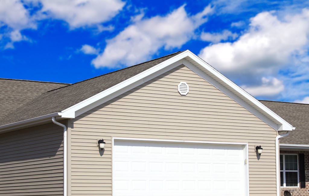 Urban Siding | 8 Sunmount Gardens SE, Calgary, AB T2X 2B1, Canada | Phone: (403) 354-4600