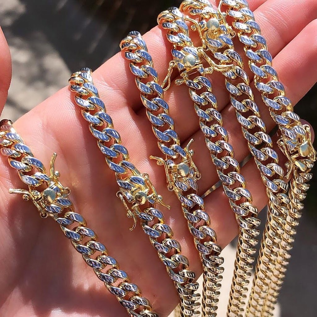 Gold Star Jewellers | 8330 82 Ave NW, Edmonton, AB T6C 4E3, Canada | Phone: (780) 760-2274