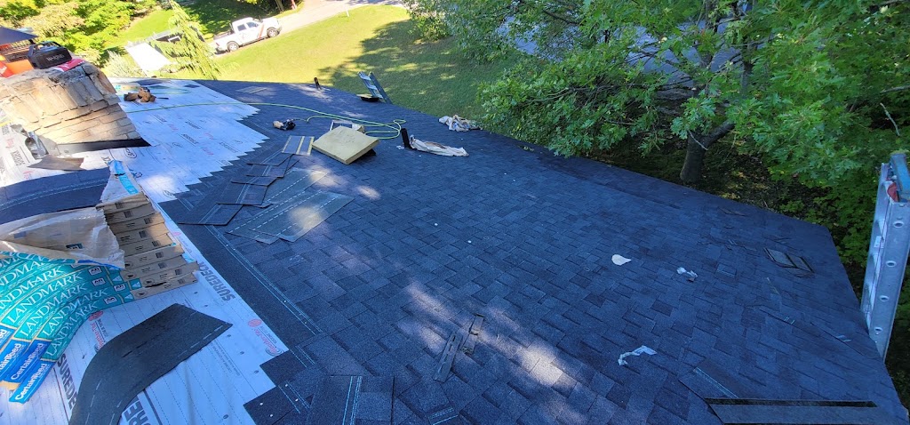 Roof Dr | 123 St Vincent St, Barrie, ON L4M 3Y7, Canada | Phone: (705) 627-2447