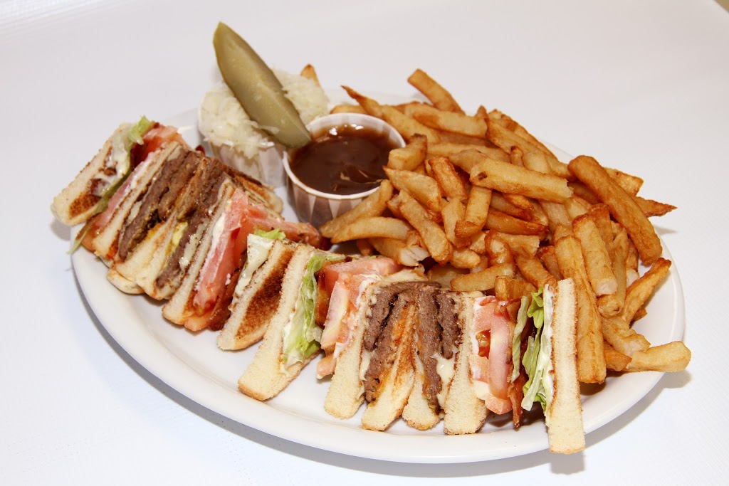 Chez Gérard Restaurant | 46 Boulevard Cartier O, Laval, QC H7N 2H4, Canada | Phone: (450) 668-8625