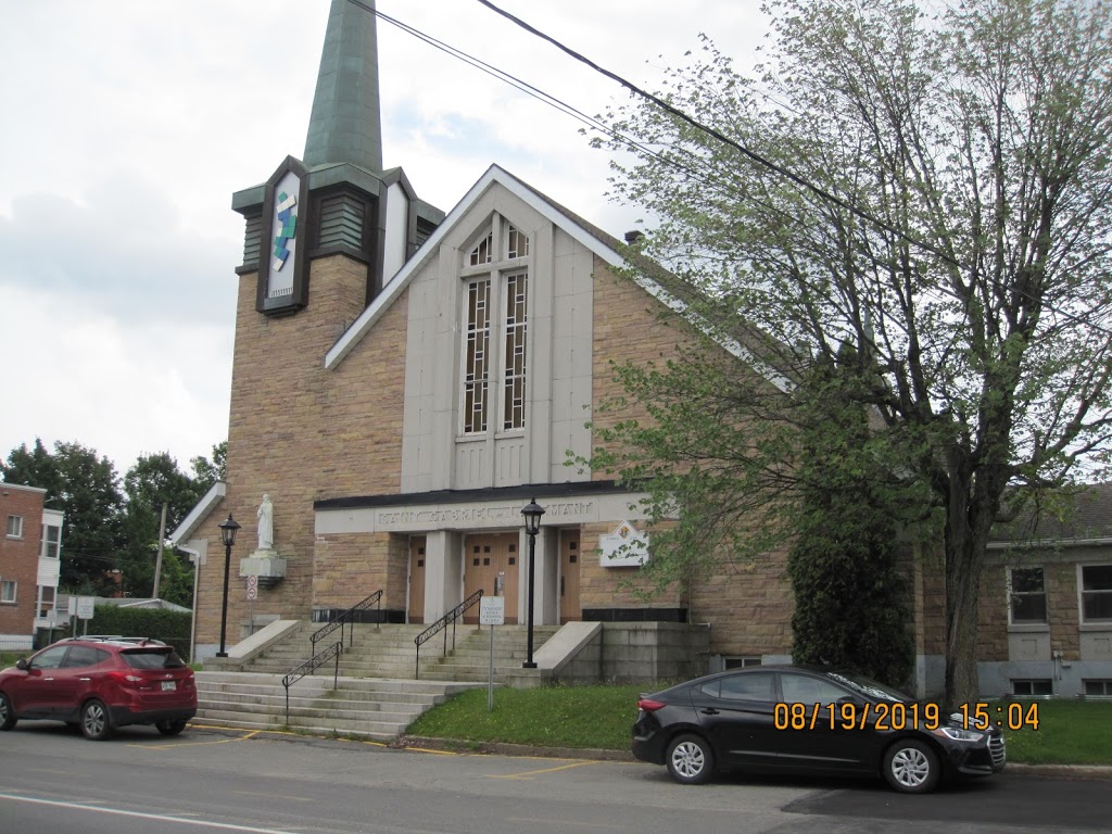 École Saint-Gabriel-Lalemant | 45 Boulevard Jutras E, Victoriaville, QC G6P 4K6, Canada | Phone: (819) 752-9659