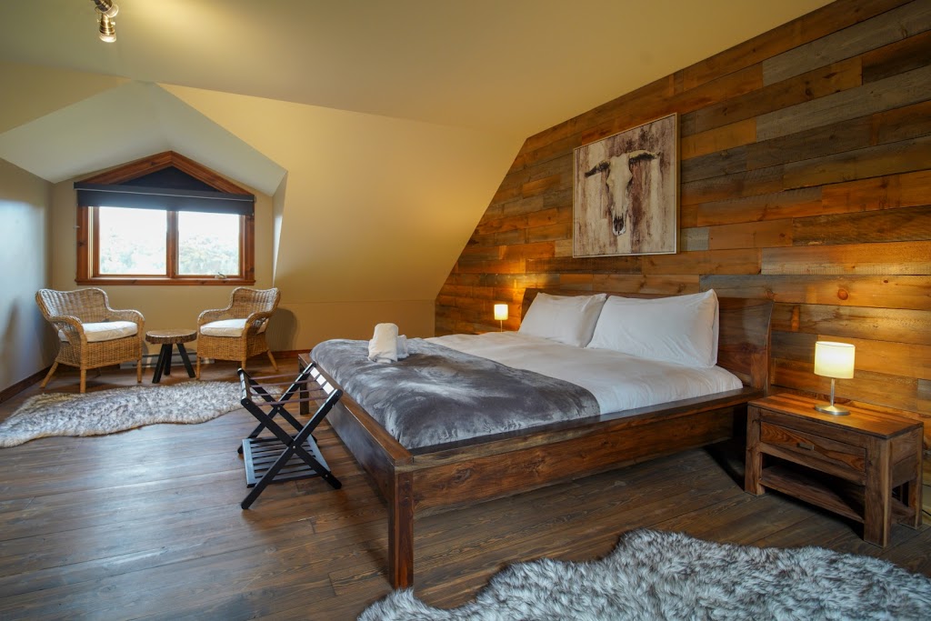 Chalet Le Prestigieux (Chalets charme et détente.com) | All. du 15, Les Laurentides, QC J0T 1J2, Canada | Phone: (514) 292-7378