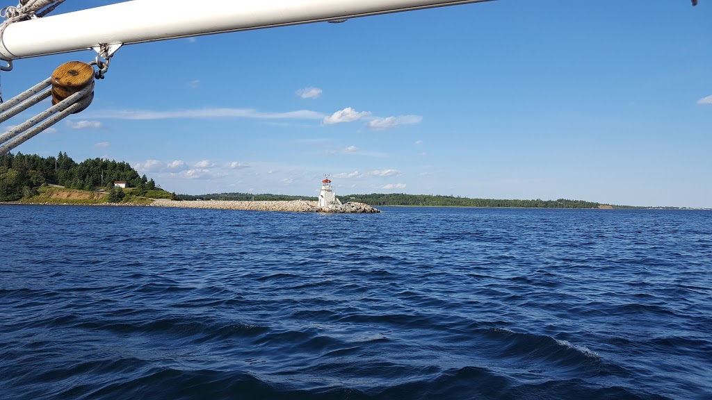 Star Charters | 124 Bluenose Dr, Lunenburg, NS B0J 2C0, Canada | Phone: (902) 634-3535