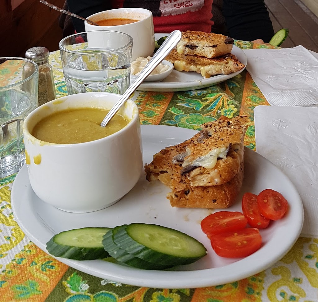 Café Molo | 1 Chemin de la Vallée de Wakefield, Wakefield, QC J0X 3G0, Canada | Phone: (819) 459-1028