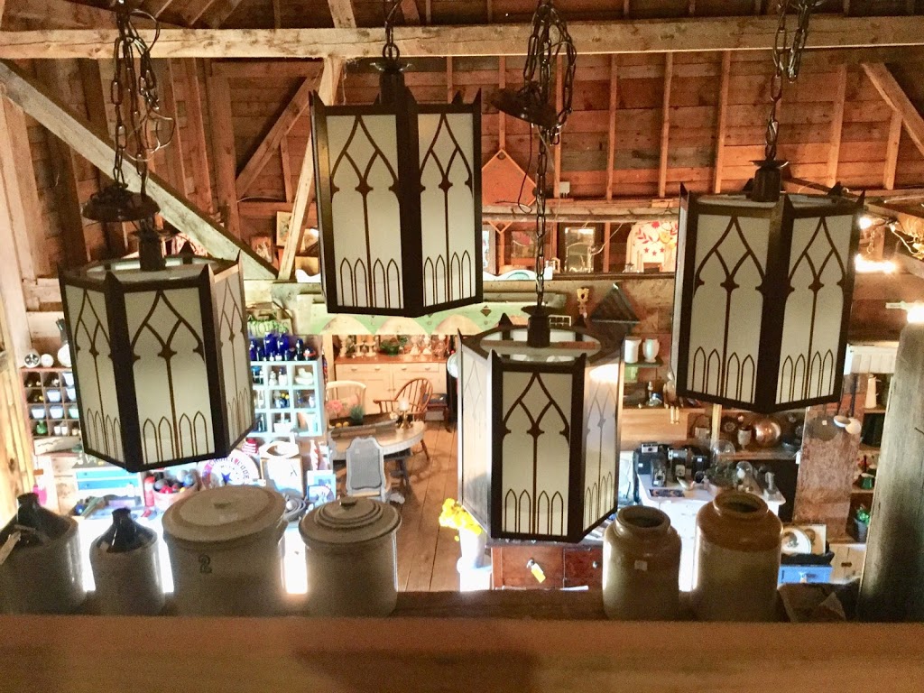 Sunnyhill Antiques | 1563 New Ross Rd, Windsor, NS B0N 2T0, Canada | Phone: (902) 798-3417