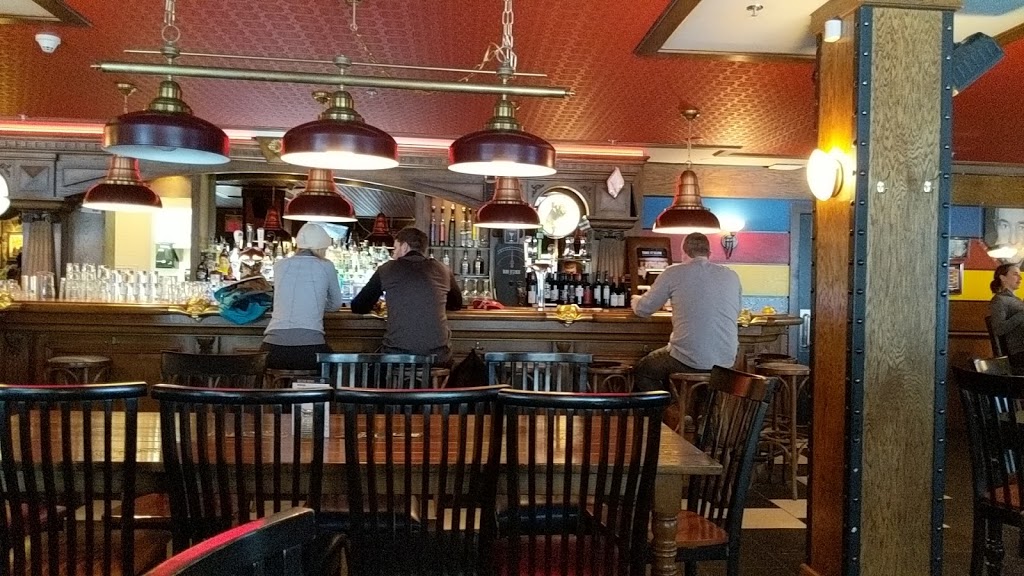 The Bulldog Grand Cafe | 142 Main St, Vernon, BC V1B 3Y9, Canada