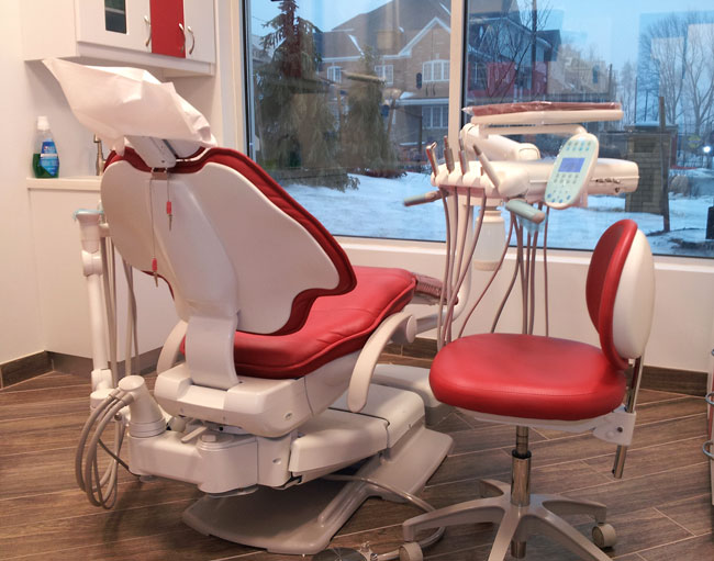 Upper Markham Smiles Dental Office | 9418 Markham Rd, Markham, ON L3P 3J3, Canada | Phone: (905) 201-7555