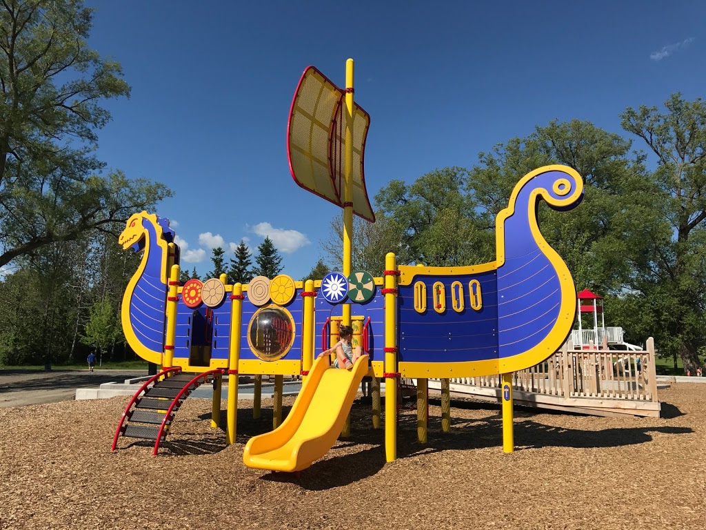 Mooneys Bay Park and Beach | 2960 Riverside Dr, Ottawa, ON K1V 8N4, Canada | Phone: (613) 580-2595