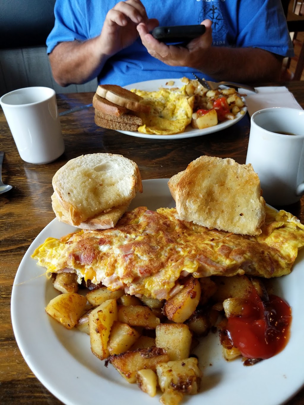 The Breakfast Barn | 154 Main St W, Port Colborne, ON L3K 3V2, Canada | Phone: (905) 834-4507