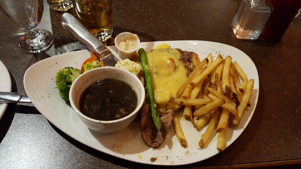 Silver Heights Restaurant | 2169 Portage Ave, Winnipeg, MB R3J 0L7, Canada | Phone: (204) 889-7246
