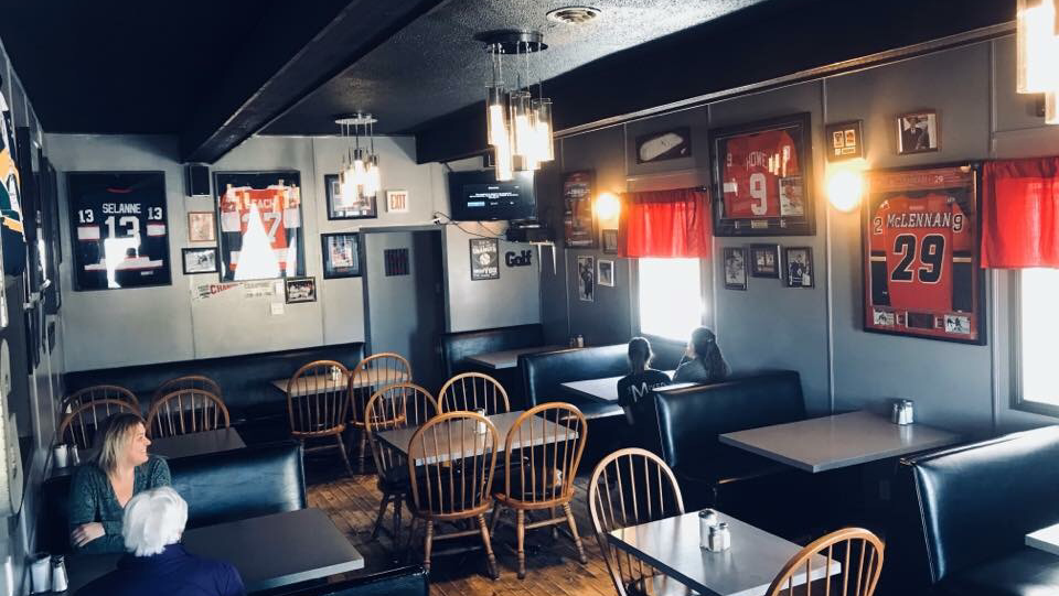 The Mixed Grill | 32 Main St SW, Riverton, MB R0C 2R0, Canada | Phone: (204) 378-2947