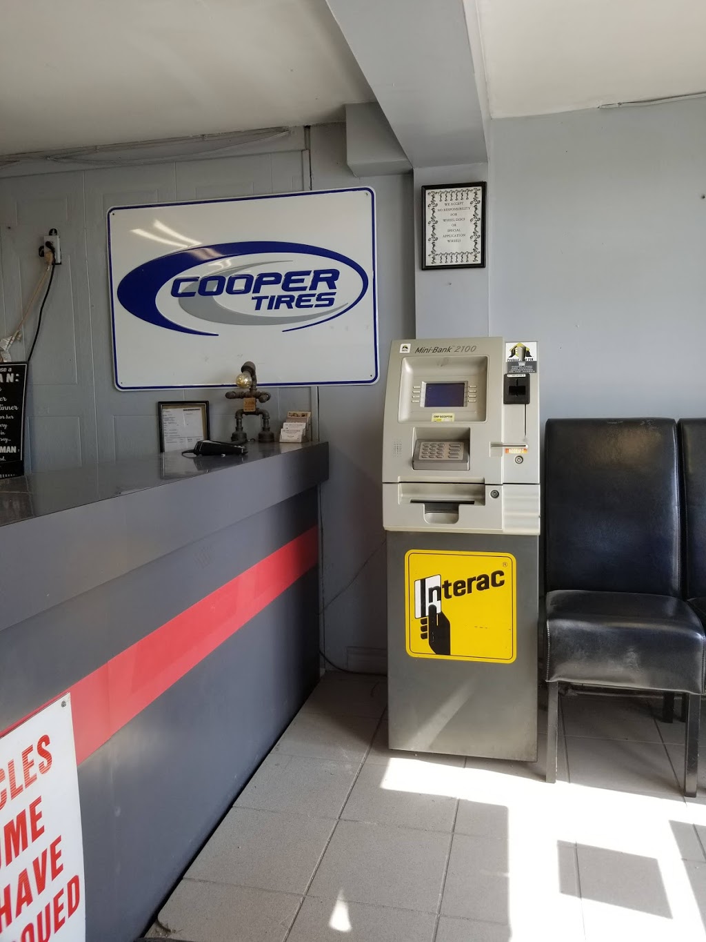 The Tire Guys | 692 Dunlop St W, Barrie, ON L4N 9X1, Canada | Phone: (705) 721-0264