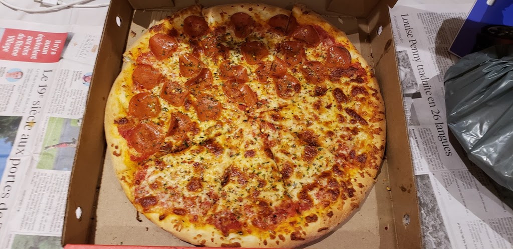 Pizza Nova | 80 Clementine Dr, Brampton, ON L6Y 0L8, Canada | Phone: (416) 439-0000