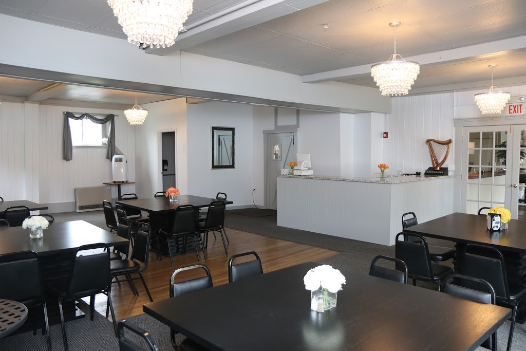 Essex House and Tavern | 138 Cross St, Island Pond, VT 05846, USA | Phone: (802) 723-9888