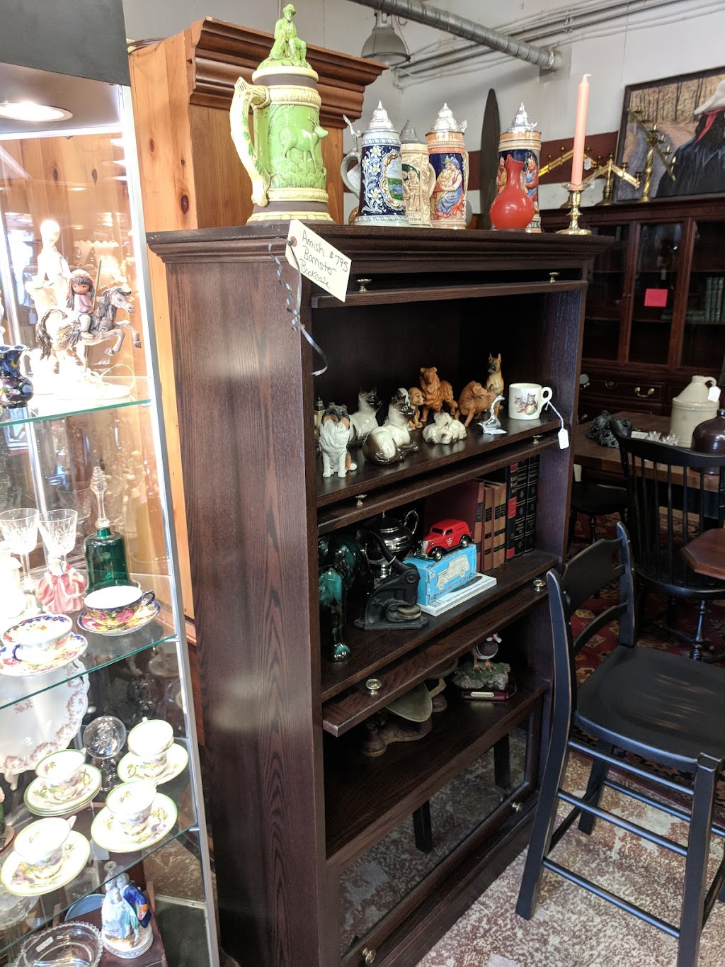 Marions Antiques | 360 Main St, Brighton, ON K0K 1H0, Canada | Phone: (613) 475-0068