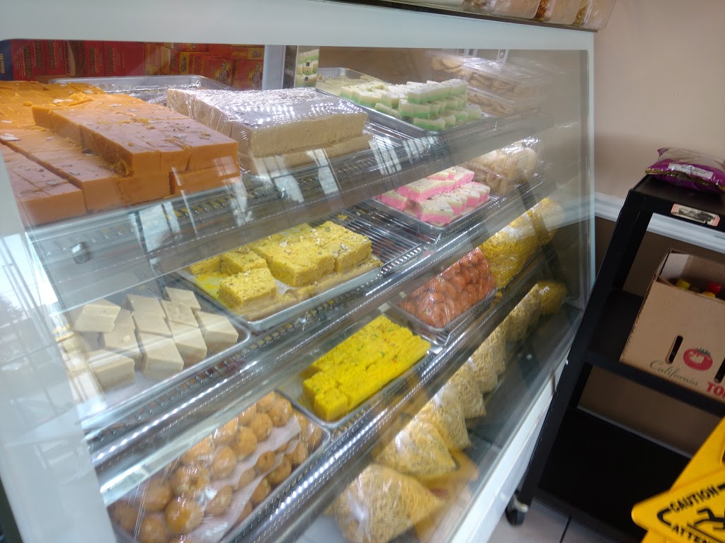 Pak Punjab Sweets & Samosa House | 12835 96 Ave, Surrey, BC V3V 6V9, Canada | Phone: (604) 585-8686