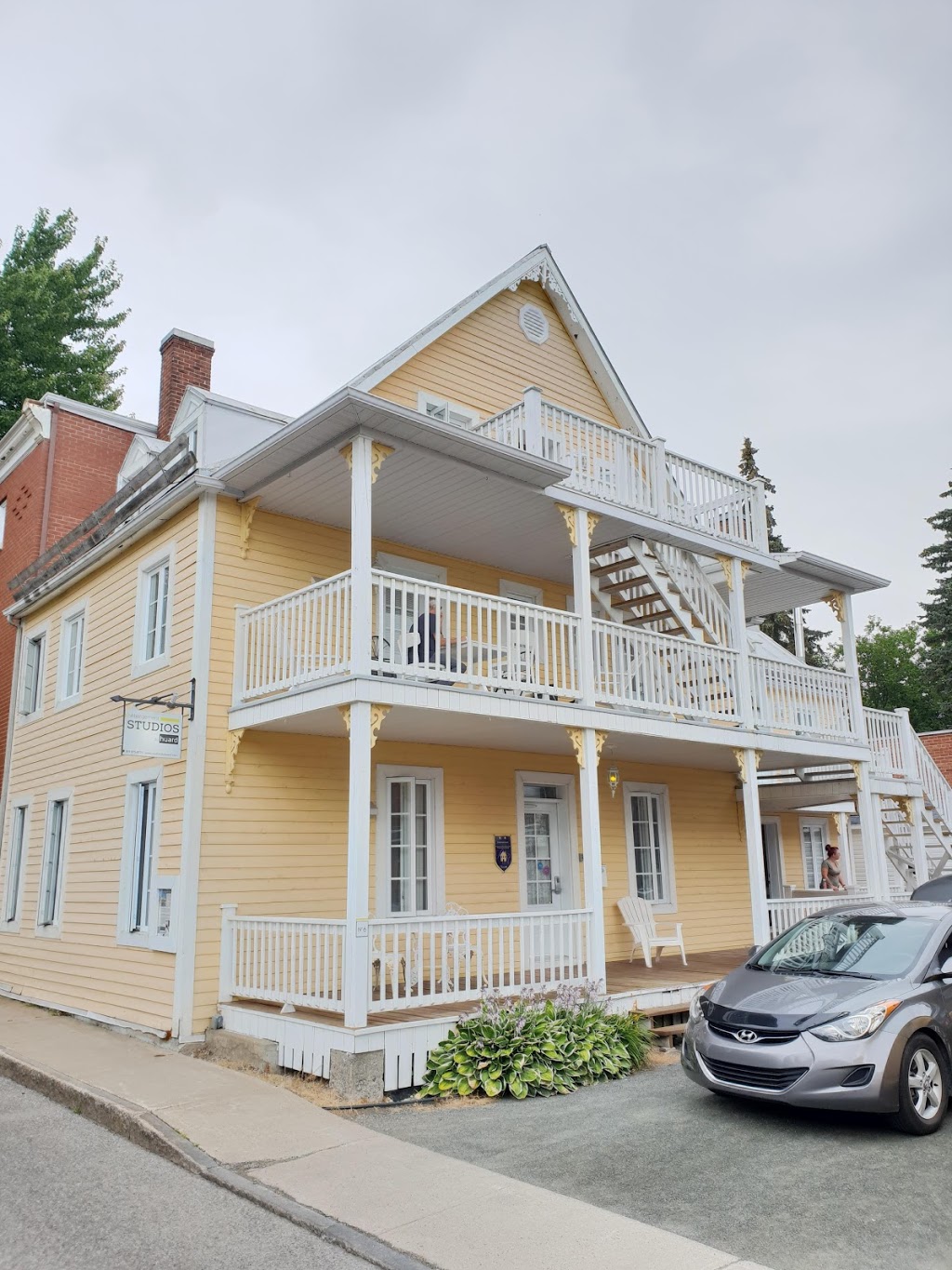 Le Gite du Huard | 42 Rue Saint Louis, Trois-Rivières, QC G9A 1T5, Canada | Phone: (819) 375-8771