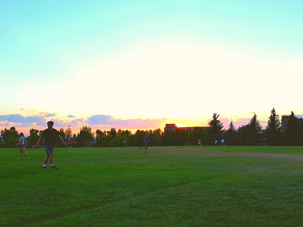 Glamorgan Park | 4820 Glamorgan Way SW #4818, Calgary, AB T3E 5C3, Canada | Phone: (403) 246-8218