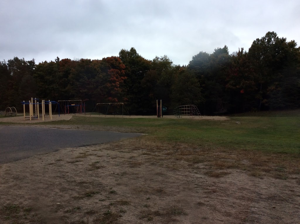 Watt Public School | 2794 ON-141, Utterson, ON P0B 1M0, Canada | Phone: (705) 769-3643
