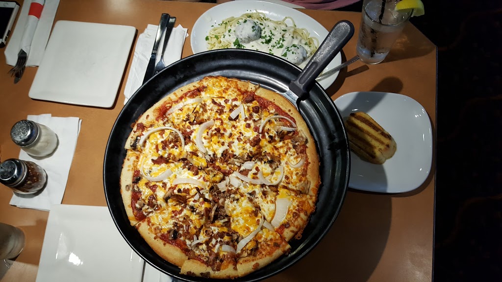 Boston Pizza | 4 Horseshoe Crescent, Waterdown, ON L0R 2H2, Canada | Phone: (905) 690-1500