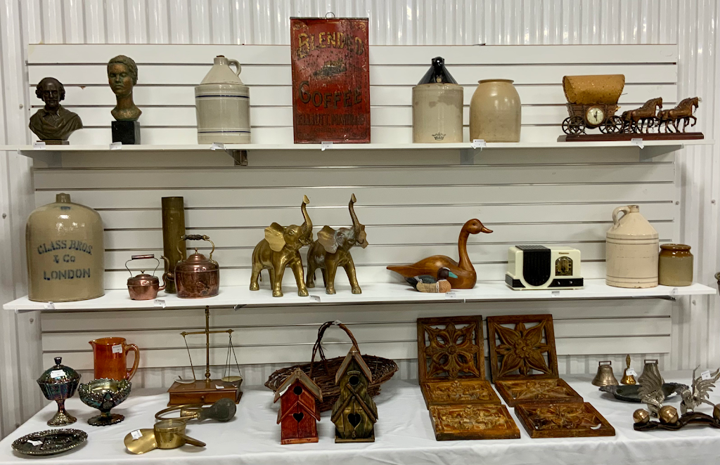 Shackletons Auction Co. | 3715 Embro Rd, Stratford, ON N5A 6S3, Canada | Phone: (519) 271-2646
