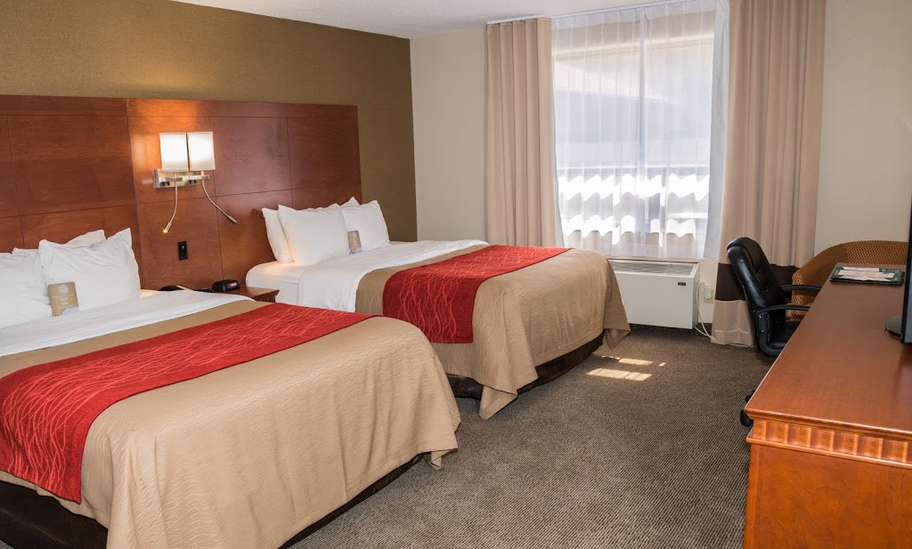 Comfort Inn & Suites | 210 Essa Rd, Barrie, ON L4N 3L1, Canada | Phone: (705) 721-1122