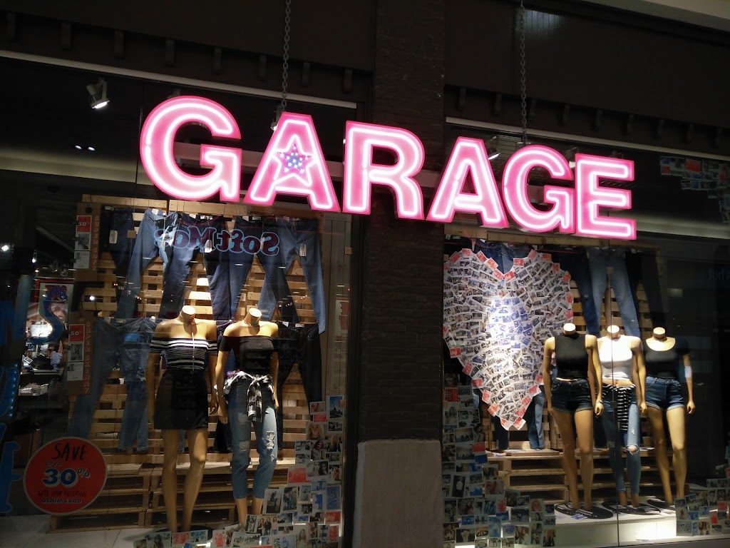 Garage | 550 King St N H9, Waterloo, ON N2L 5W6, Canada | Phone: (519) 886-1042
